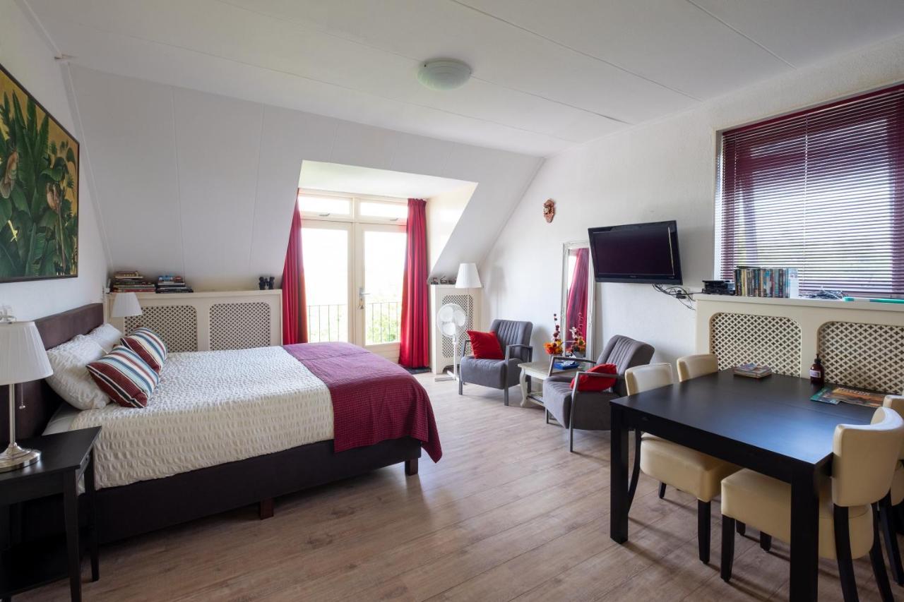 B&B Landleven เฮเลวุทสไลส์ ภายนอก รูปภาพ